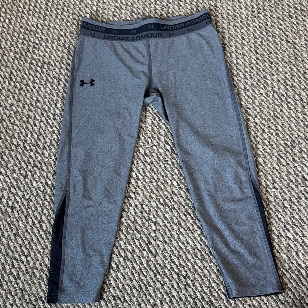 Under Armour Kids Charcoal and Black Leggings Capris